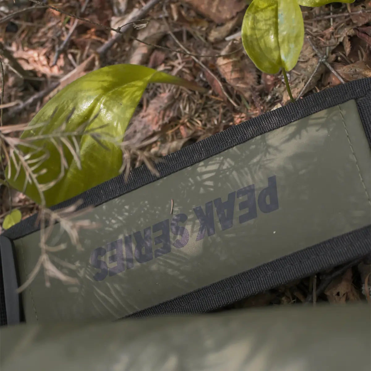 Floating Case Peak Series Drypak