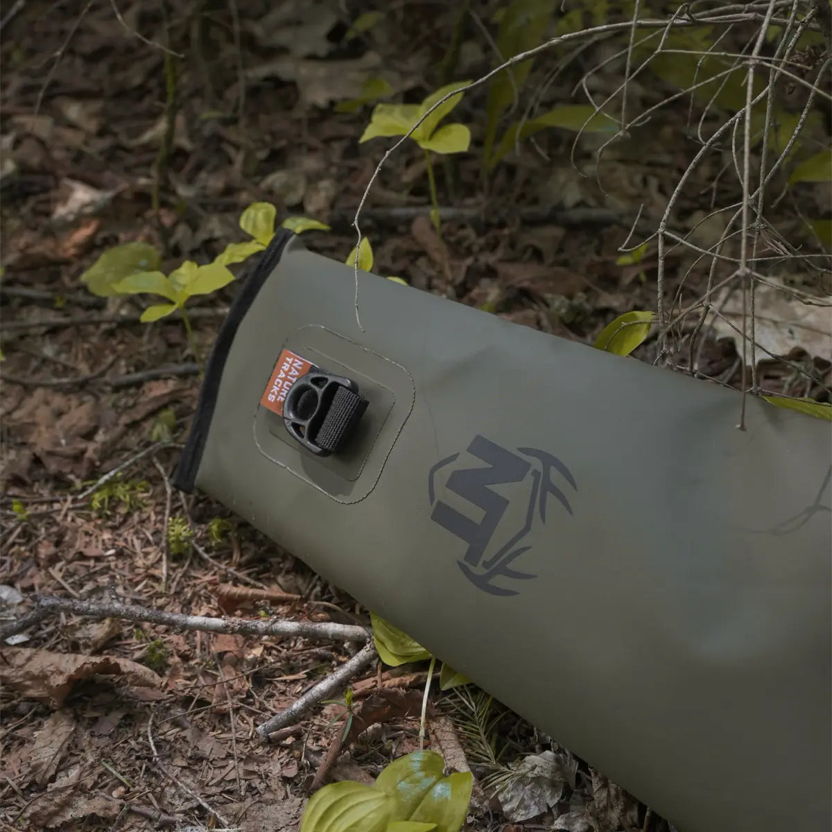 Floating Case Peak Series Drypak