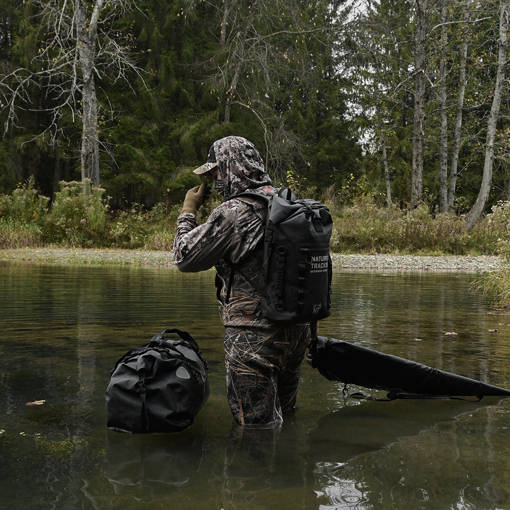 Floating Case Peak Series Drypak