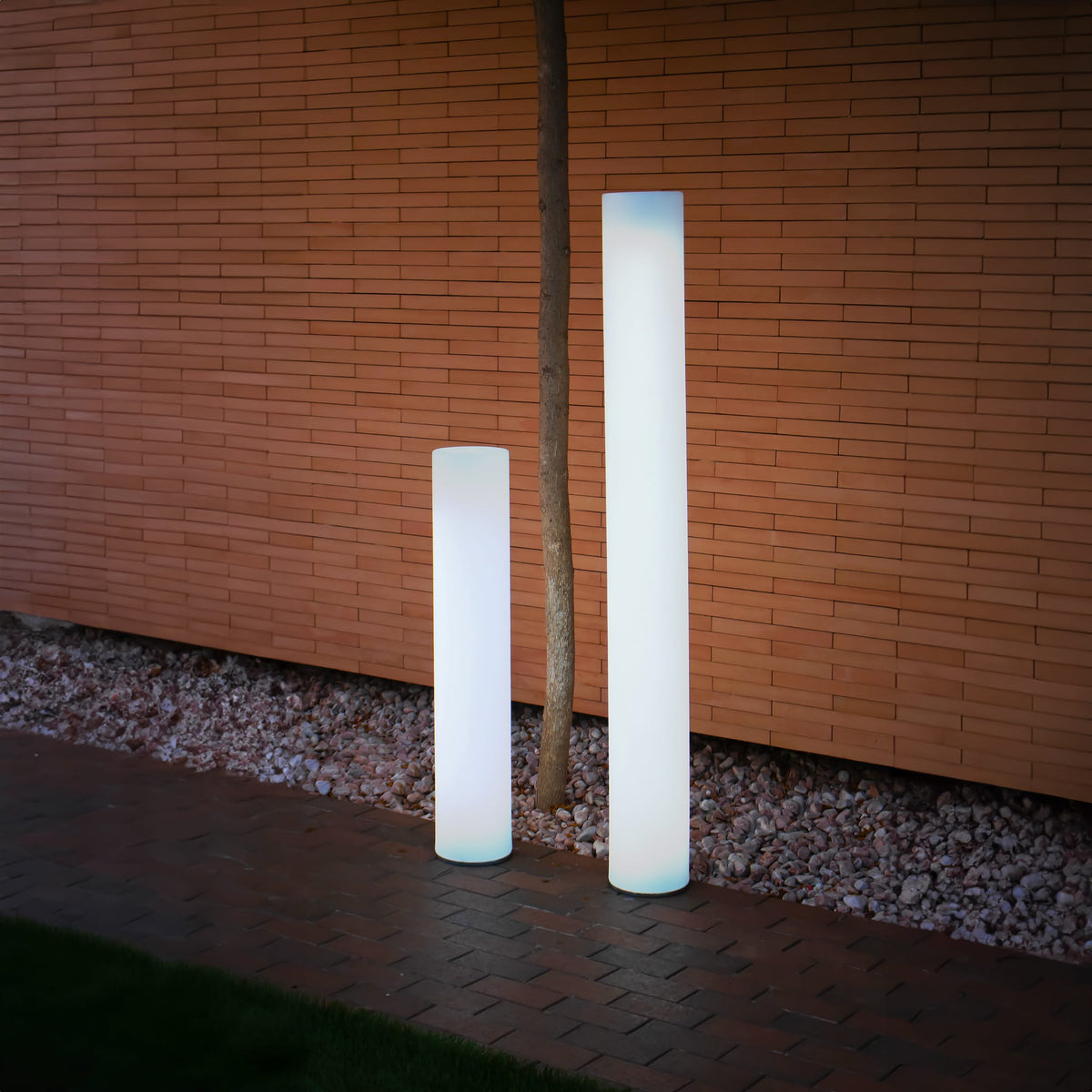 Indoor Outdoor Vertical Lamps