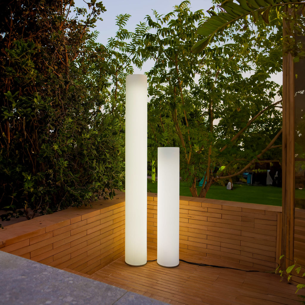 Indoor Outdoor Vertical Lamps